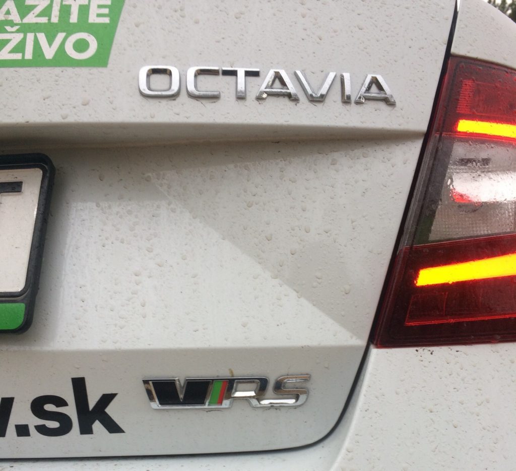 Škoda Octavia RS 245 2019 test