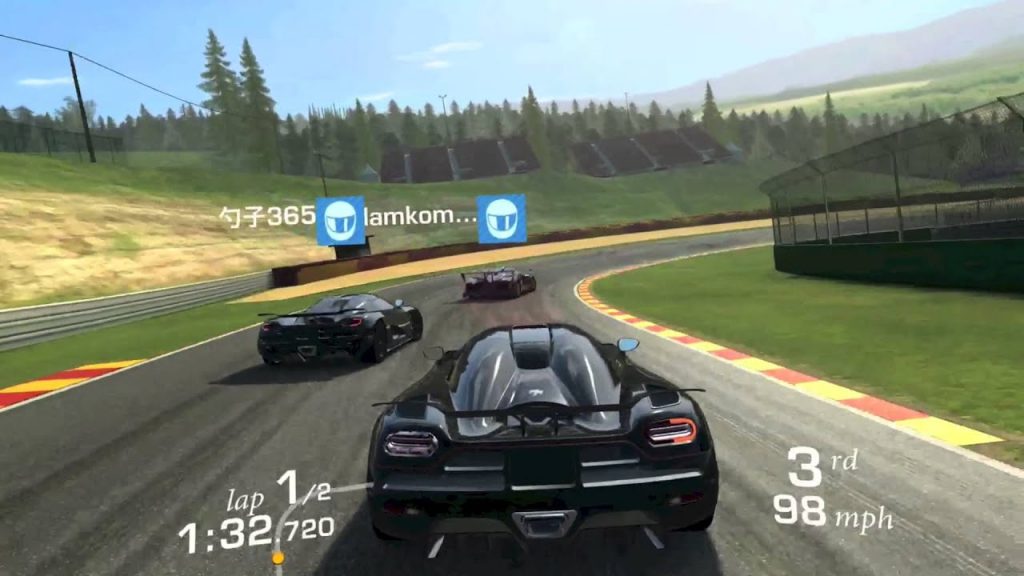 auto hry na mobil real racing 3 zadarmo