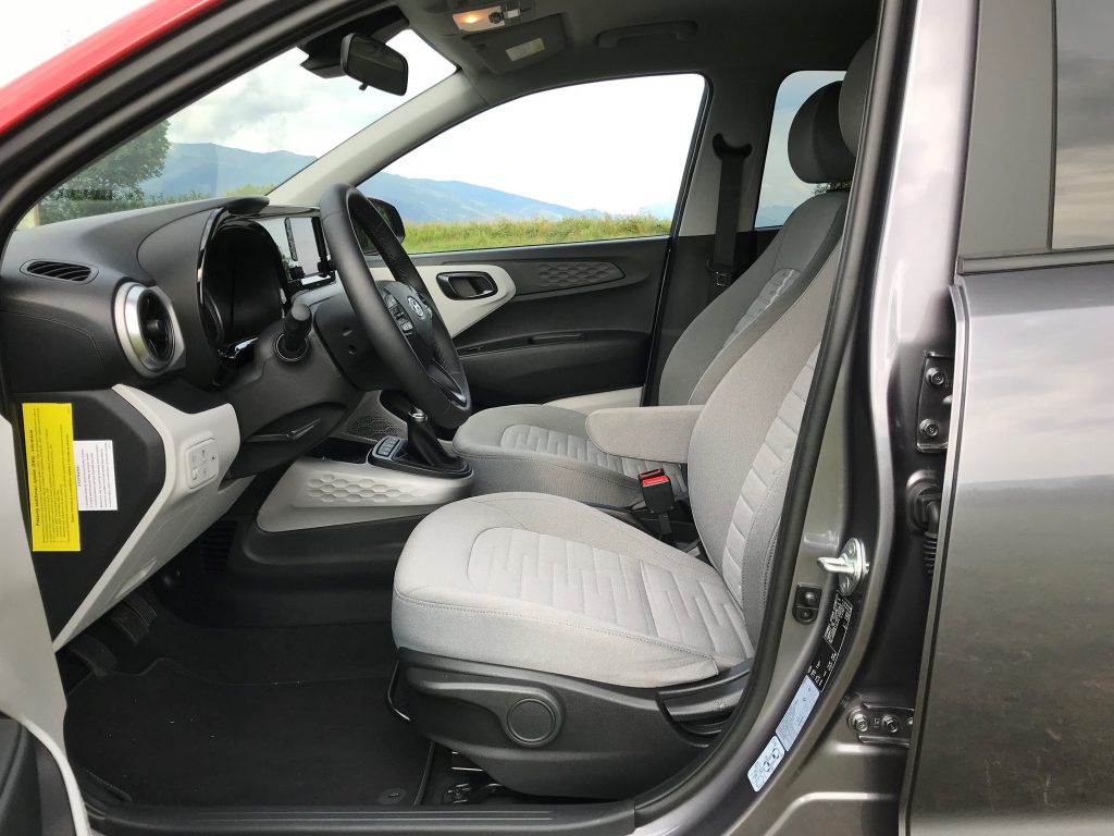 2020 Hyundai i10 1.2i Style test recenzia sk interiér