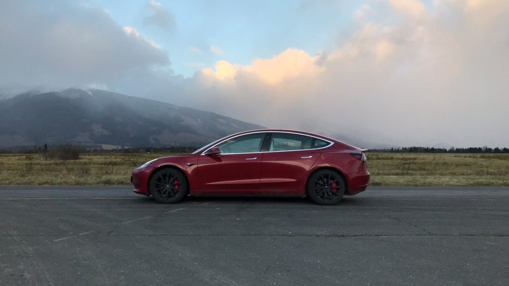 2021 Tesla Model 3 Performance test recenzia skúsenosti