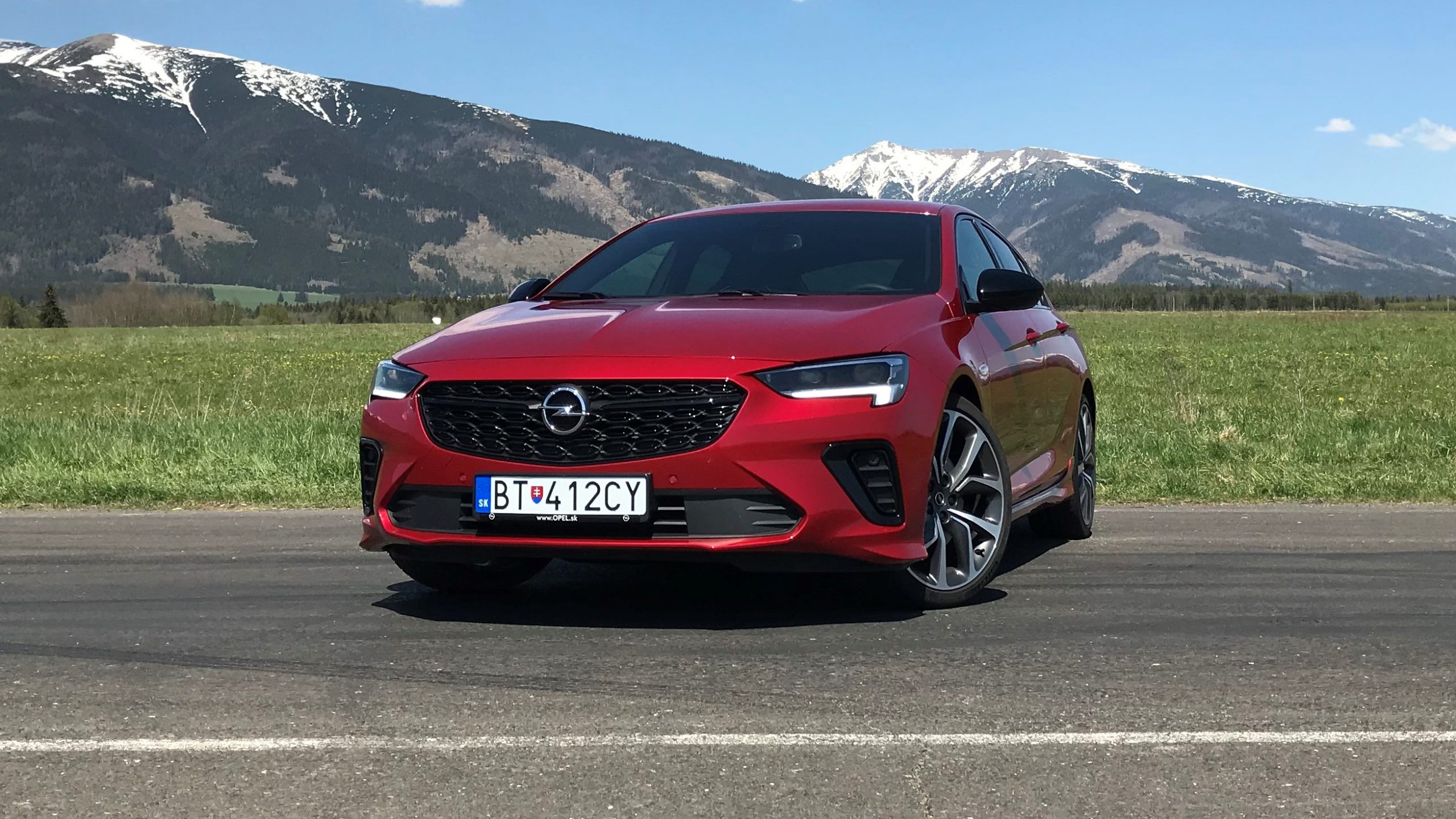 2021 Opel Insignia GSi 2.0 Turbo test recenzia skúsenosti