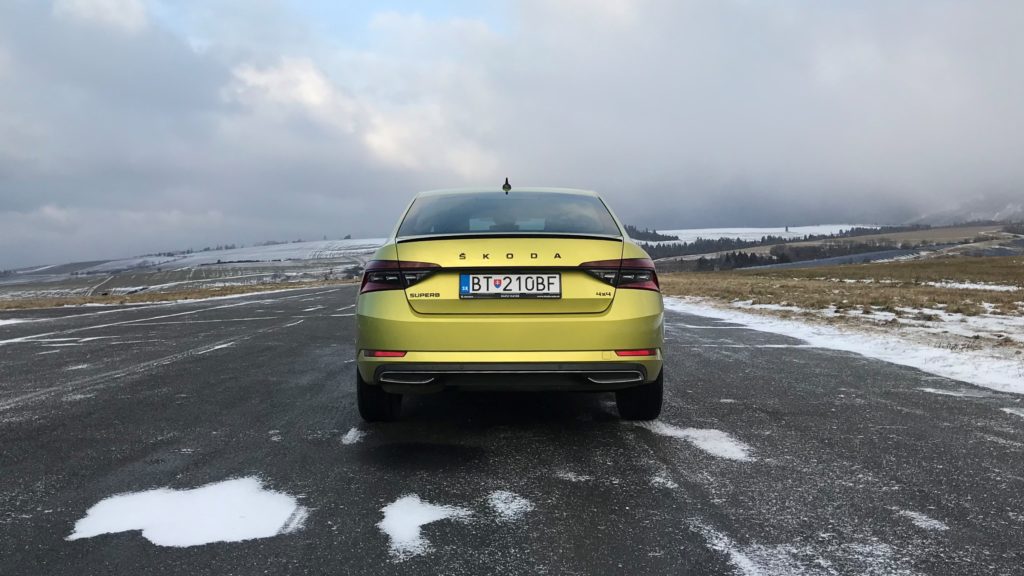 2021 Škoda Superb Sportline 2.0 TDI 4x4 DSG 3. gen. test recenzia skúsenosti