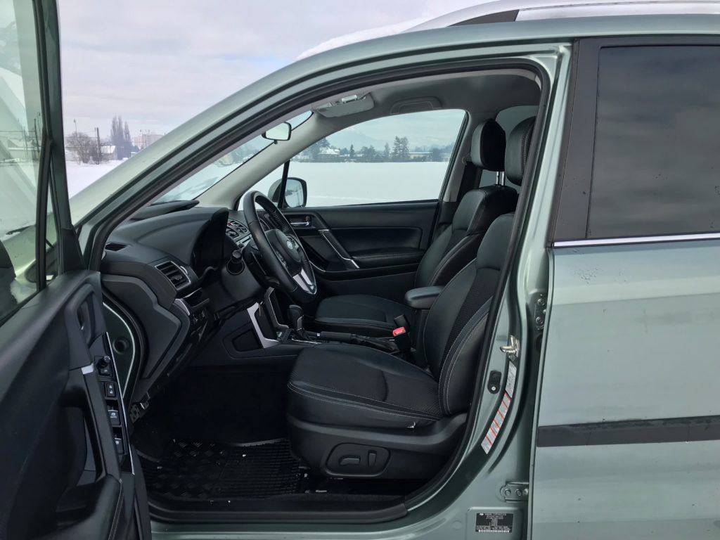 2017 Subaru Forester 2.0d CVT 4. gen. test recenzia skúsenosti interiér