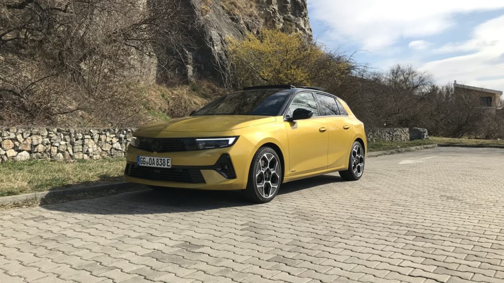 2022 Opel Astra L 1.6 plug-in hybrid test recenzia skúsenosti