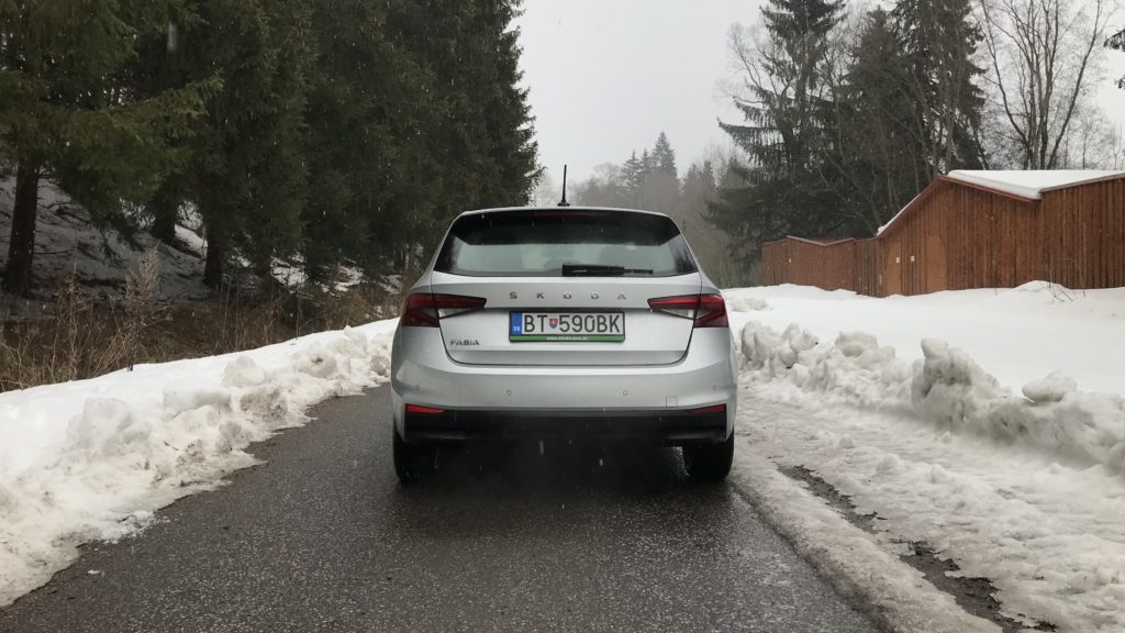 2022 Škoda Fabia 1.0 TSI Ambition test recenzia skúsenosti