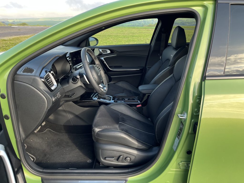 2023 Kia XCeed GT-Line 1.5 T-GDi test recenzia skúsenosti interiér
