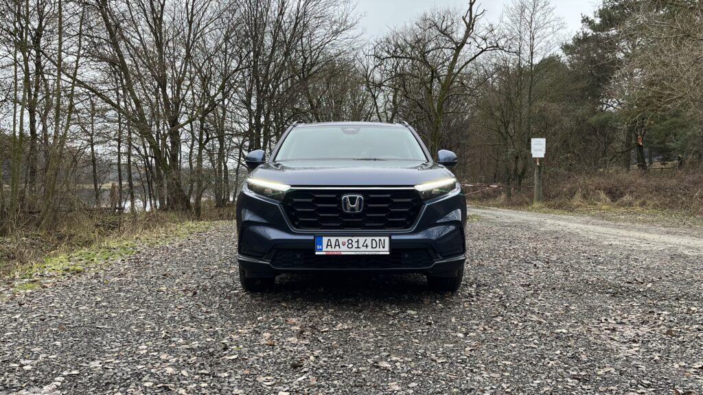 2024 Honda CR-V 2.0 i-MMD Hybrid test recenzia skúsenosti