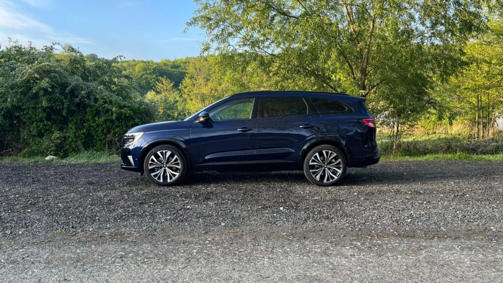 2024 Renault Espace E-Tech Hybrid test recenzia skúsenosti