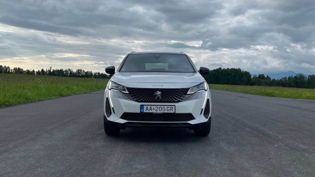 2024 Peugeot 5008 1.2 Hybrid test recenzia skúsenosti