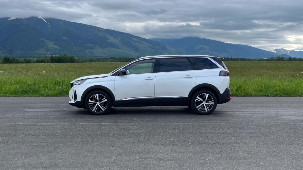 2024 Peugeot 5008 1.2 Hybrid test recenzia skúsenosti