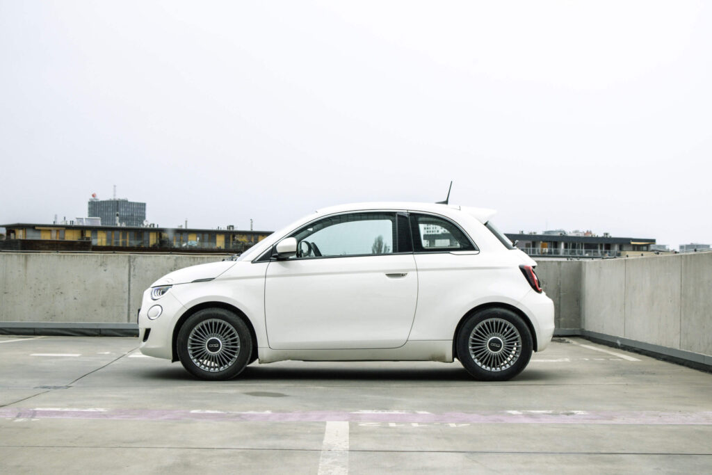 2021 Fiat 500e test recenzia skúsenosti