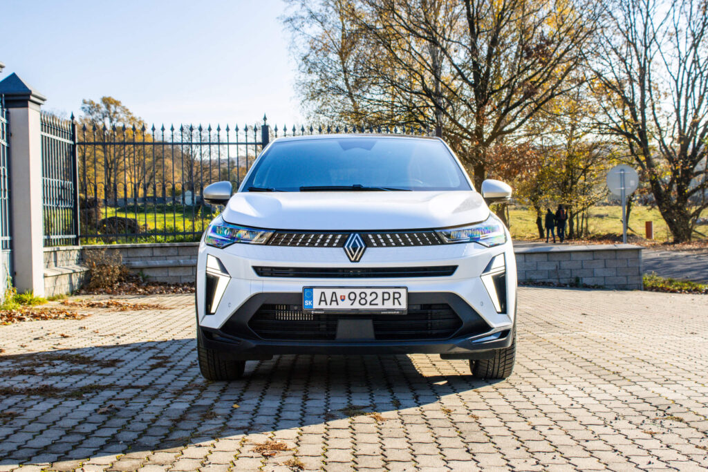 2025 Renault Captur 1,33 mild hybrid 160 test recenzia skúsenosti