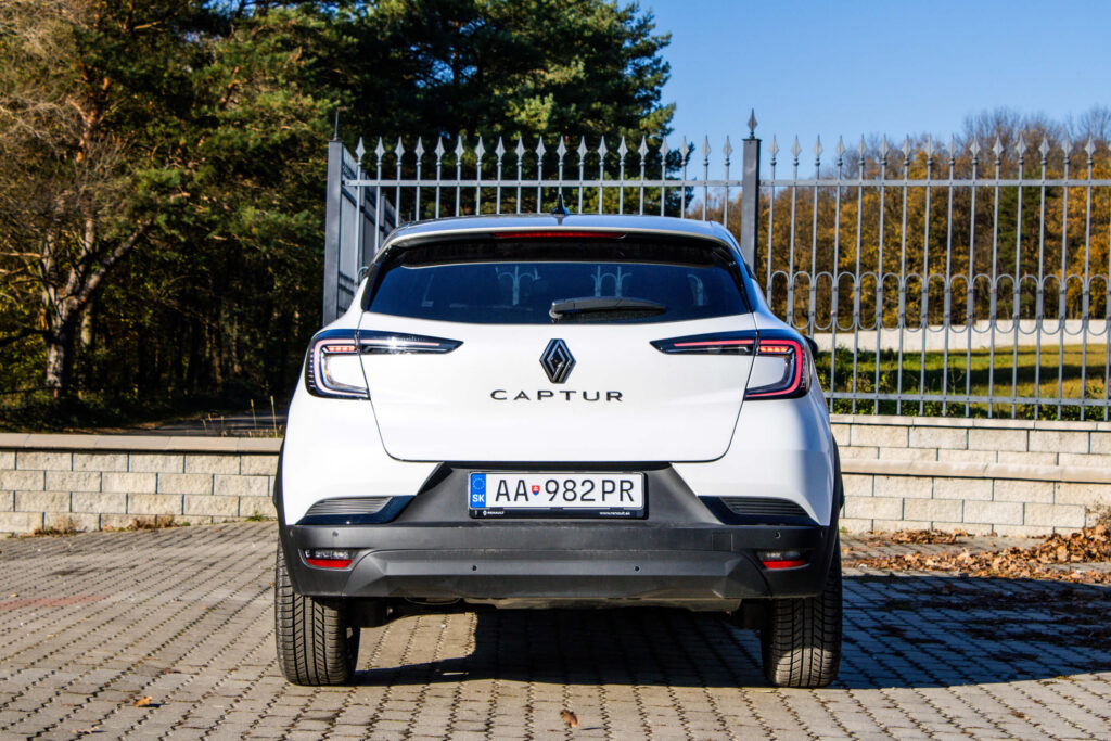 2025 Renault Captur 1,33 mild hybrid 160 test recenzia skúsenosti