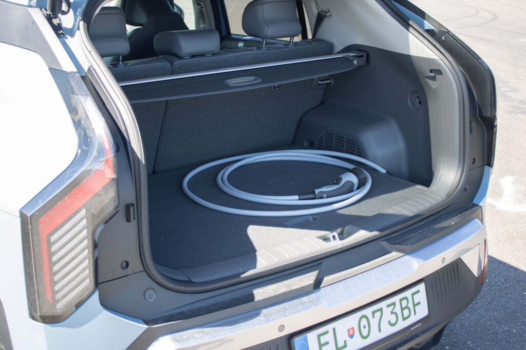 2025 Kia EV3 Earth test recenzia skúsenosti kufor