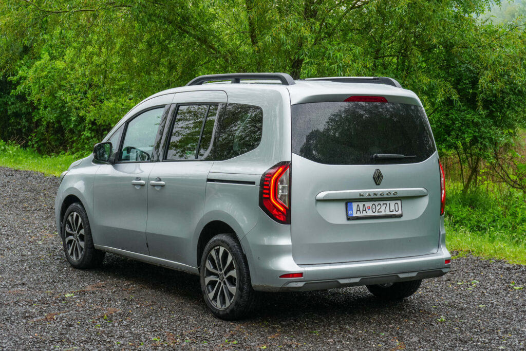 2025 Renault Kangoo 130 TCe EDC test recenzia skúsenosti