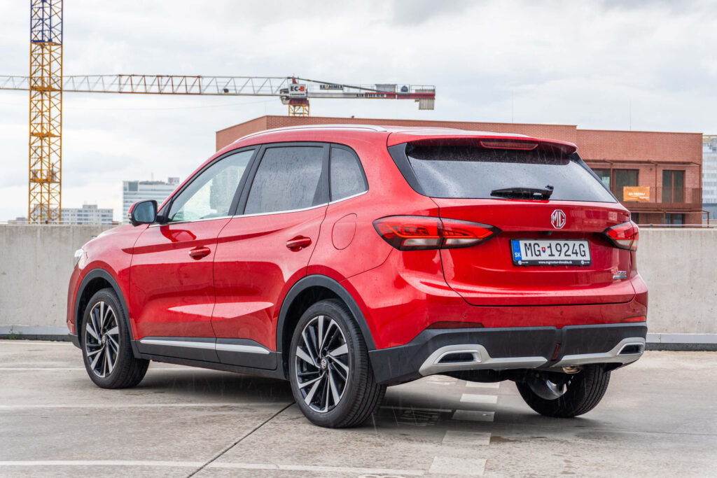 2025 MG ZS Hybrid+ test recenzia skúsenosti