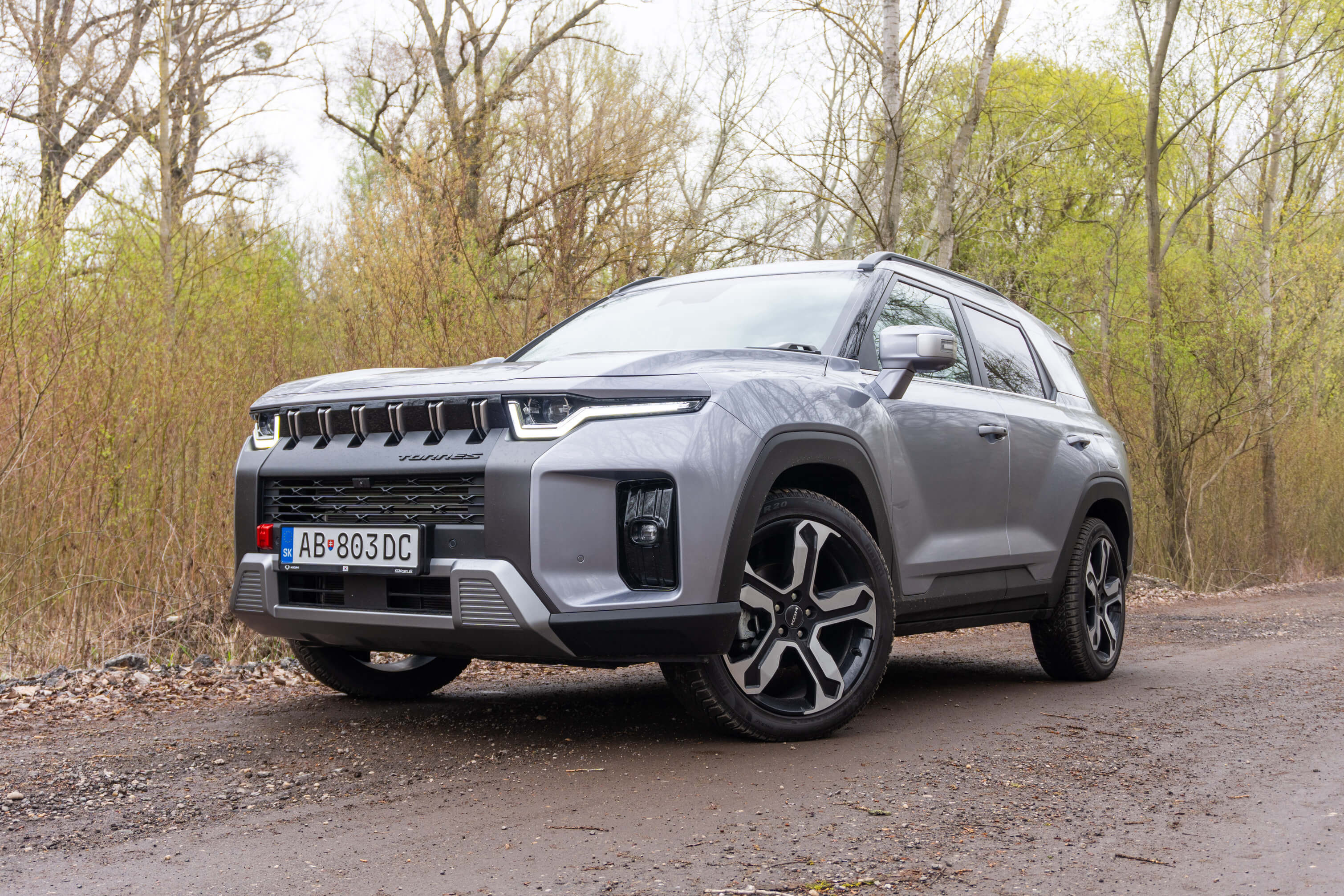 2026 KGM Torres Hybrid test recenzia skúsenosti